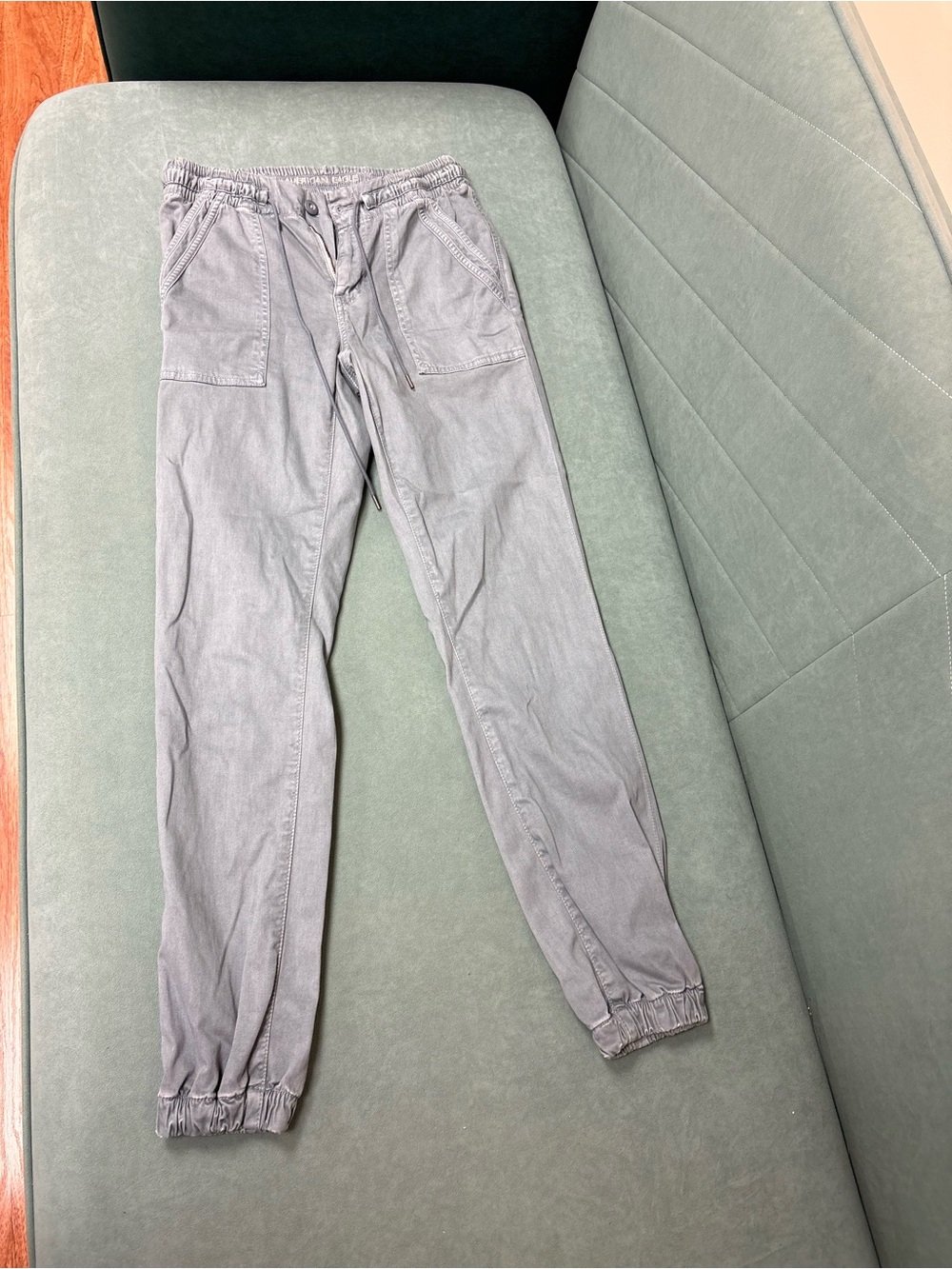American Eagle Outfitters Gray Drawstring Jogger Pants